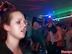 Cô gái với bộ phim s ...