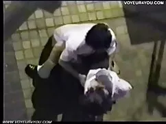 Cô gái tóc vàng sex  ...