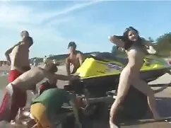 Cô bé mỹ la tinh jav ...